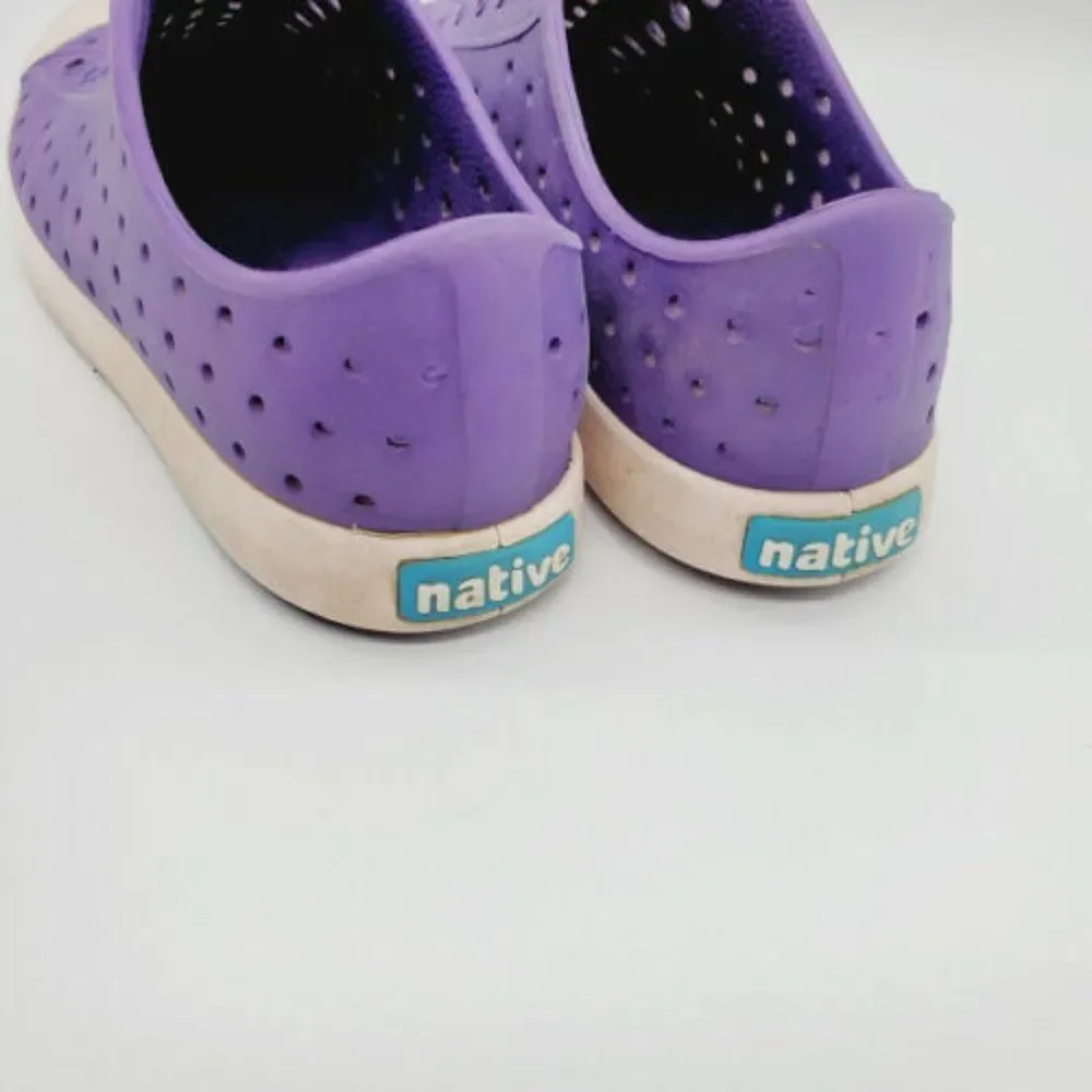 Native Unisex Kids Perforated Slip On Shoes Sz J3